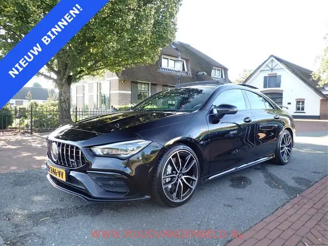 Mercedes-Benz CLA-klasse AMG 35 4MATIC Coupé / SFEERVERLICHTING / HEAD-UP / BURMESTER / CARPLAY / CA...
