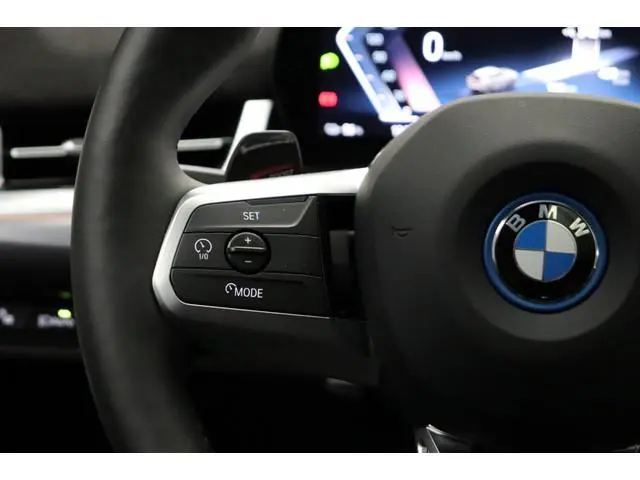 BMW iX2