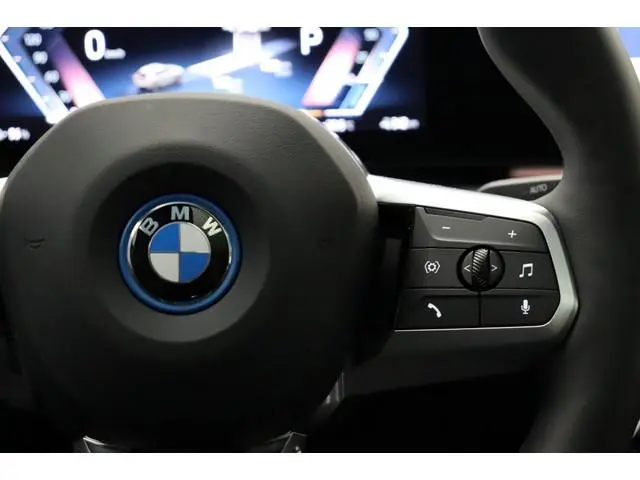 BMW iX2