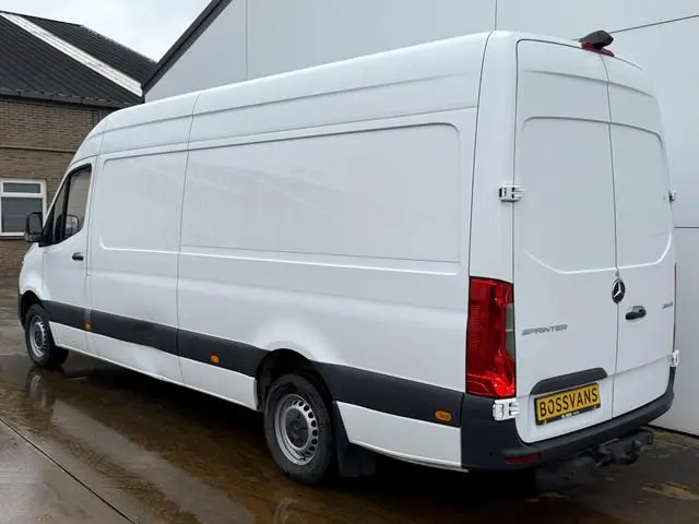 Mercedes-Benz Sprinter 315 1.9 CDI Automaat L3H2 Climate Control Adaptieve Cruise Carplay Trekhaak 2...