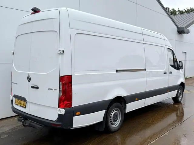 Mercedes-Benz Sprinter 315 1.9 CDI Automaat L3H2 Climate Control Adaptieve Cruise Carplay Trekhaak 2...