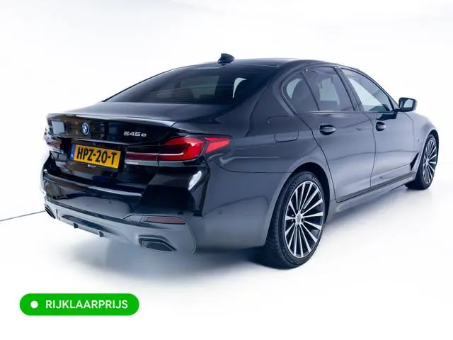 BMW 5-serie 545e xDrive High Exec. M-sport Black Edition 394 PK automaat | Open Dak  | Trekhaak elec...