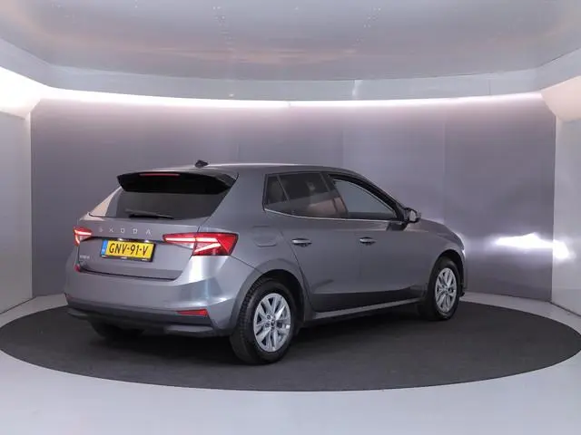 Skoda Fabia 1.0 TSI Business Edition 95 pk | Verlengde garantie | Navigatie via App | Parkeersensore...
