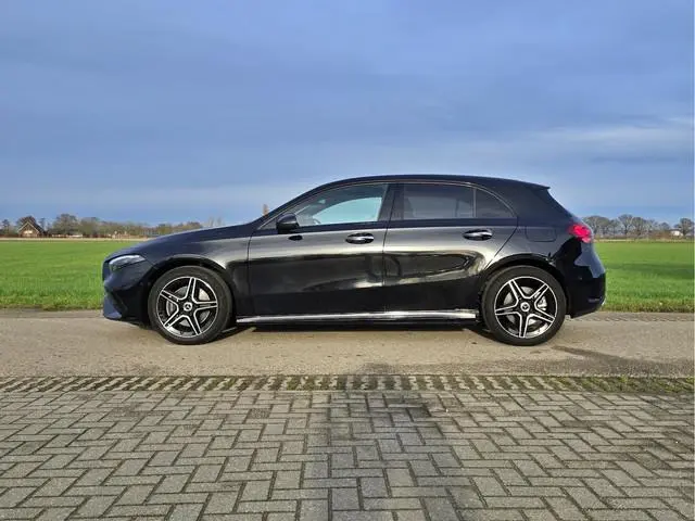 Mercedes-Benz A-klasse 250 e Star Edition AMG Line - 165 Pk - Euro 6 - Navi - Sfeerverlichting