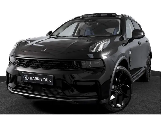 Lynk & Co 01