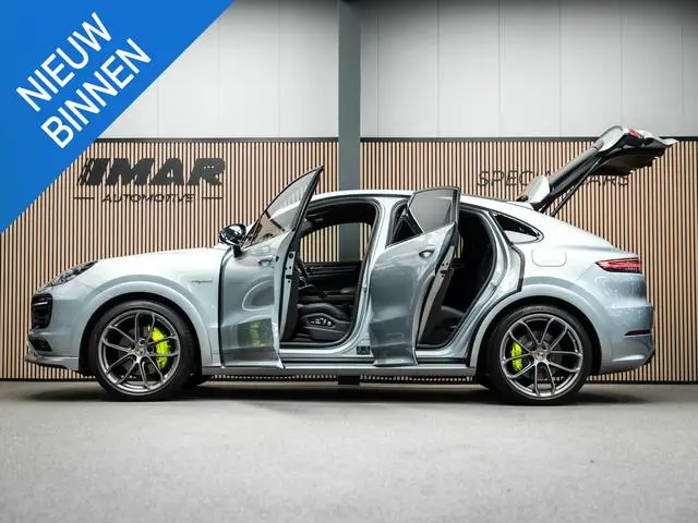 Porsche Cayenne Coupé 3.0 E-Hybrid Mooi uitgevoerde Cayenne Uniek