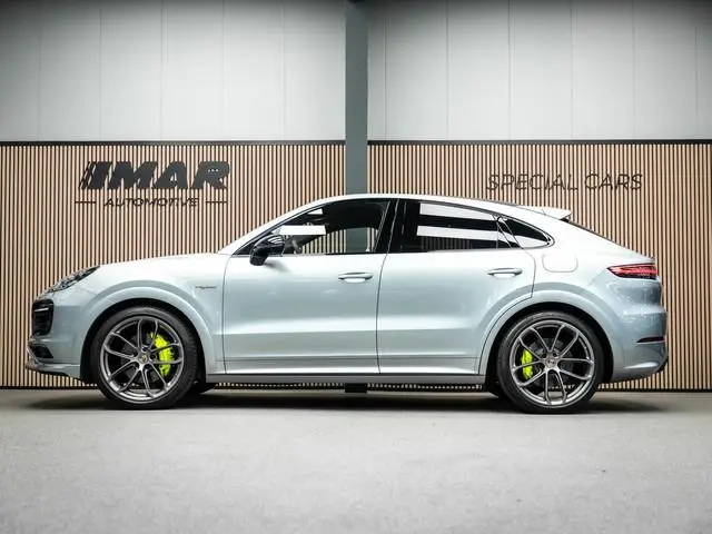 Porsche Cayenne Coupé 3.0 E-Hybrid Mooi uitgevoerde Cayenne Uniek
