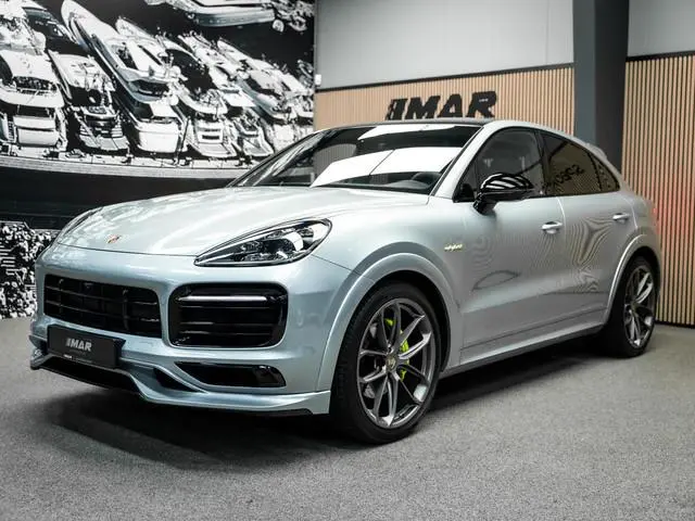 Porsche Cayenne Coupé 3.0 E-Hybrid Mooi uitgevoerde Cayenne Uniek