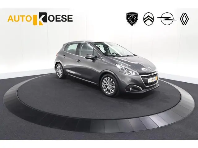 Peugeot 208 PureTech 82 Blue Lease Allure | Parkeersensoren | Climate Control | Apple Carplay | 16 I...