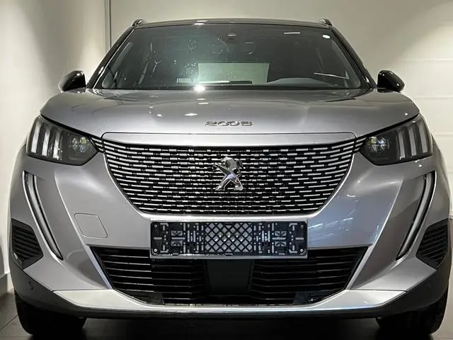 Peugeot e-2008 EV GT 50 kWh Climate Control | Elek. Verstelbare Stoelen + Geheugen & Verwarming | Fu...