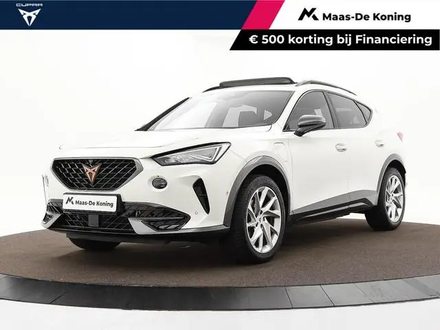CUPRA Formentor 1.4 TSI 204pk DSG e-Hybrid Essential · Panoramadak · 360 Camera · Stoel-& Stuurverwa...