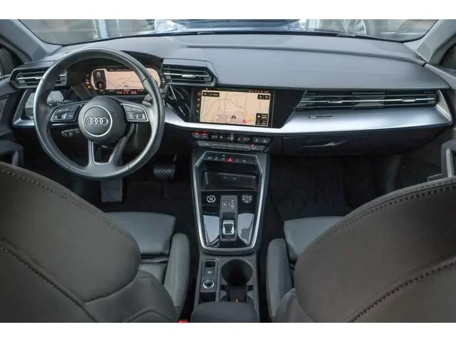 Audi A3 Sportback 40 TFSI e Achteruitrijcamera, Leder