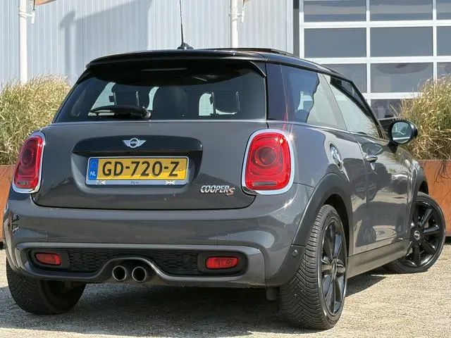 MINI 3-Deurs 2.0 Cooper S Chili Serious Business 192pk | Bluetooth | Cruise control | Elektrisch sch...