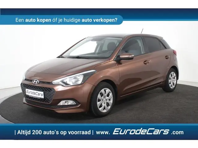 Hyundai i20 1.4i i-Vision Automaat *Navigatie*Camera*Stoelverwarming*