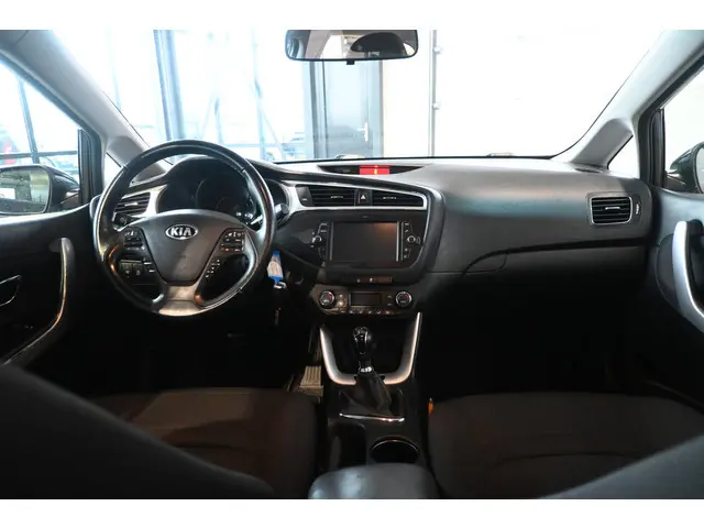 Kia cee'd Sportswagon 1.0 T-GDi ComfortPlusLine Navigator Clima Cruise control PDC Navigatie Goed On...