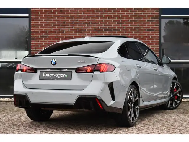 BMW 2-serie Gran Coupé 220 M-Sport Pano ACC H/K Massage E-zetels 360 HUD 19inch