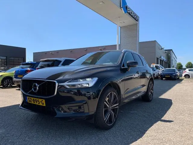 Volvo XC60 2.0 T5 AWD R-Design I 2de eig. I R-Design I Winterpakket I Blis I 21" I Leer I Camera I P...