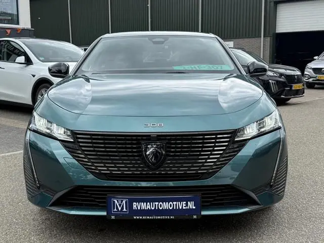 Peugeot 308 SW 1.6 Plug-in Hybrid 180 Allure PHEV | VAN: 26.900,- VOOR: 24.877,- UW WKVOORDEEL: 2.02...