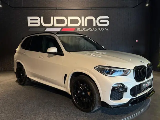 BMW X5 xDrive40i High Exe | M-performance | Pano | Trekhaak