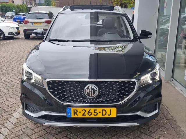 MG ZS EV