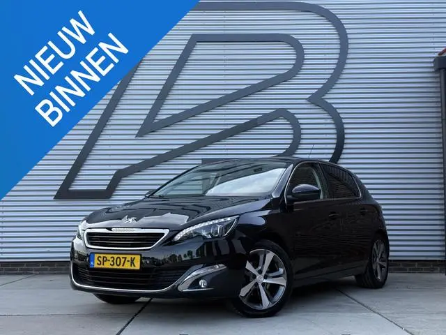 Peugeot 308 1.2 PureTech Blue Lease Premium Pano|Clima|Cruise|Trekhaak|PDC|Elek ramen|Lm velgen|D-ri...