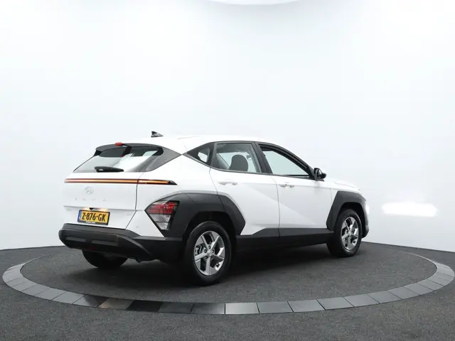 Hyundai Kona 1.6 GDI HEV Comfort | Navigatie | Camera | Cruise control