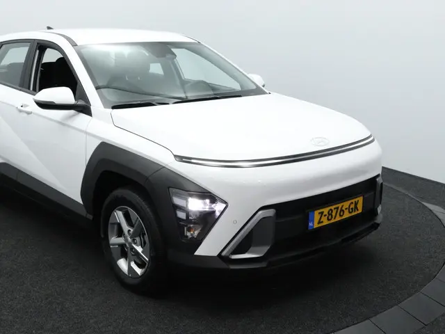 Hyundai Kona 1.6 GDI HEV Comfort | Navigatie | Camera | Cruise control