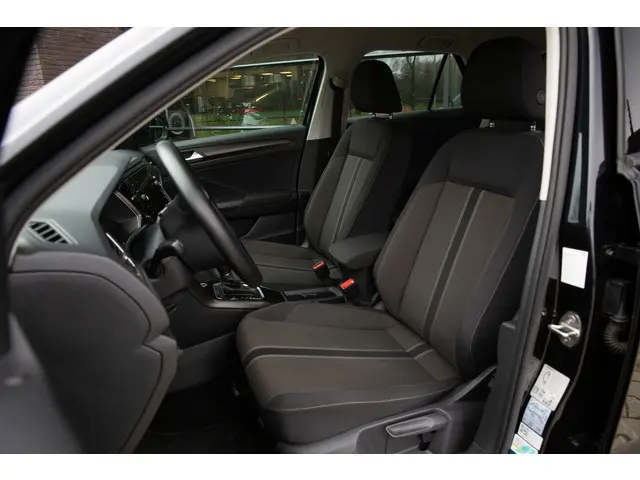 Volkswagen T-Roc 1.5 TSI Style , Adap. cruise, Carplay,