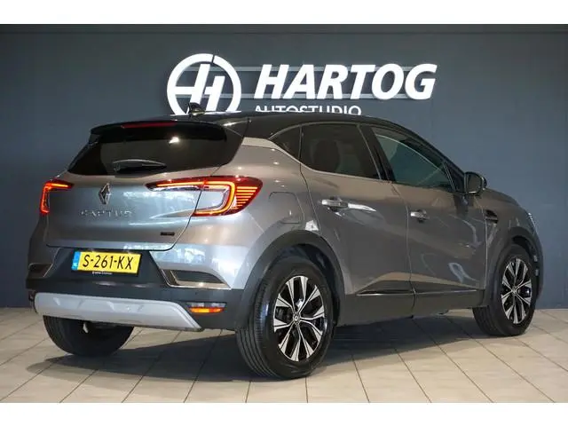 Renault Captur 1.6 E-Tech full hybrid 145 techno + CAMERA / APPLE CARPLAY / LED