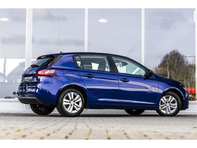 Peugeot 308 1.2 PureTech Allure | Nieuwe D-riem | Carplay