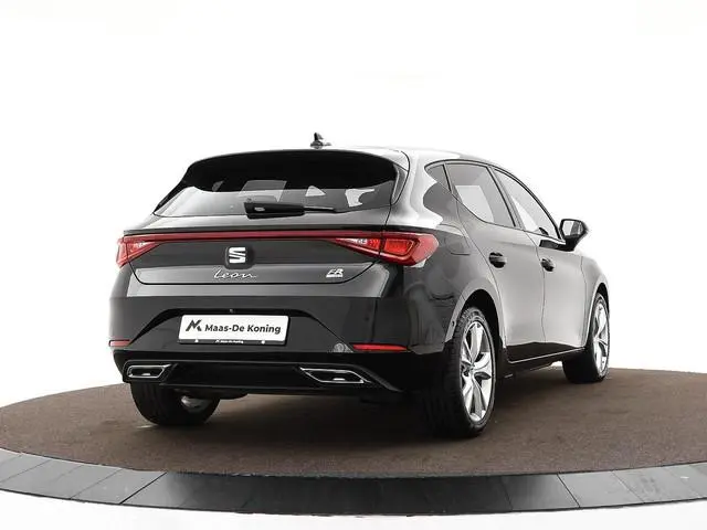 SEAT Leon 1.4 TSI eHybrid PHEV 204pk DSG FR Business Intense · Camera · Stuur- & Stoelverwarming · P...