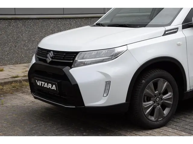Suzuki Vitara 1.4 Boosterjet Smart Hybrid Select | all season | apple carplay/android | navigatie |