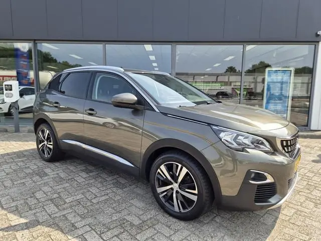 Peugeot 3008 1.2 PureTech Allure AUTOMAAT