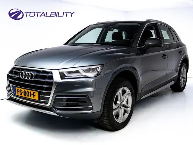 Audi Q5 2.0 TFSI quattro Design | Navigatie | Cruise | Camera | El. trekhaak | Electrische achterkle...