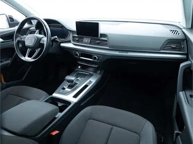 Audi Q5 2.0 TFSI quattro Design | Navigatie | Cruise | Camera | El. trekhaak | Electrische achterkle...