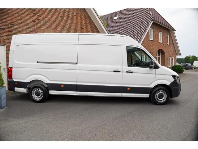 Volkswagen Crafter 2.0 TDI 140PK Automaat L4H3 Airco Cruise Control Parkeer sensoren V+A