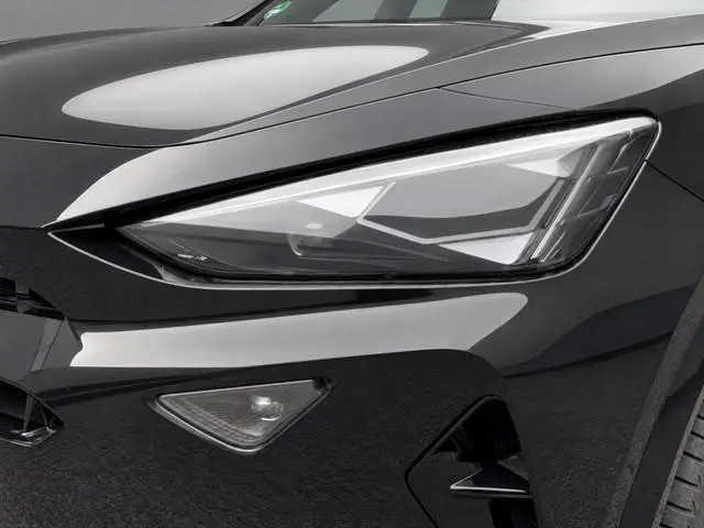 CUPRA Formentor 1.5 TSI e-Hybrid VZ 272pk DSG Performance · 360 Camera · Panoramadak · Wegklapbare T...