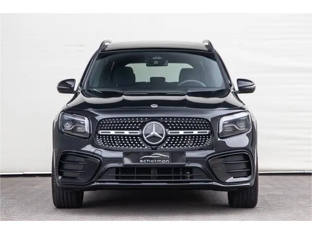 Mercedes-Benz GLB 180 AMG Premium, Panorama, Nightpakket, 7 persoons, Sfeerverlichting, 7p