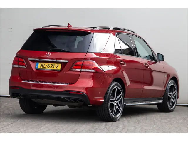 Mercedes-Benz GLE-klasse AMG 43 4MATIC Designo, Pano, Luchtvering, Sportstoelen 368pk