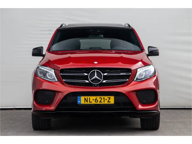 Mercedes-Benz GLE-klasse AMG 43 4MATIC Designo, Pano, Luchtvering, Sportstoelen 368pk