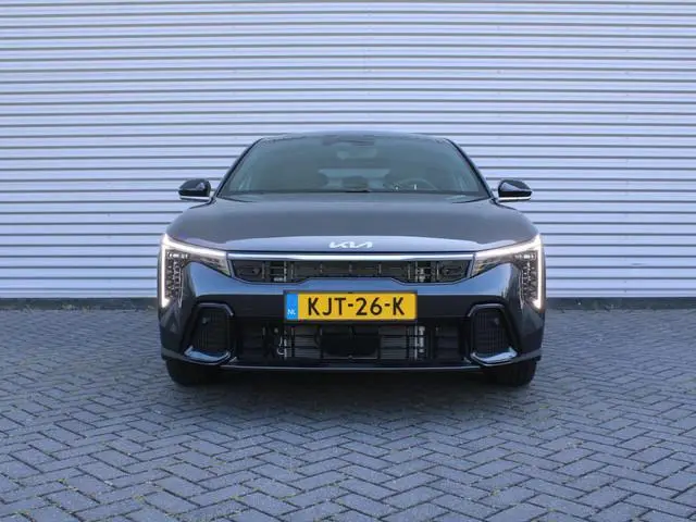 Kia K4 1.0 T-GDi MHEV GT-Line Launch Edition (pano) | Stuur-/stoelverwarming | Camera | LED | 17" LM...
