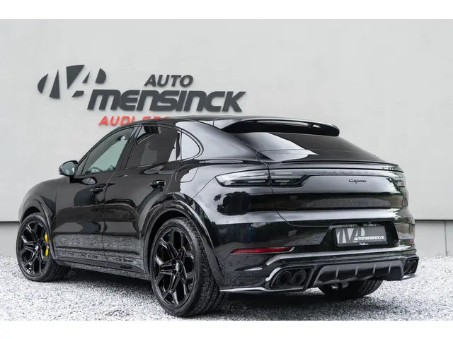 Porsche Cayenne Coupé 3.0 E-Hybrid Platinum Edition / Luchtvering/ Standkachel/ BOSE Surround Sound/...