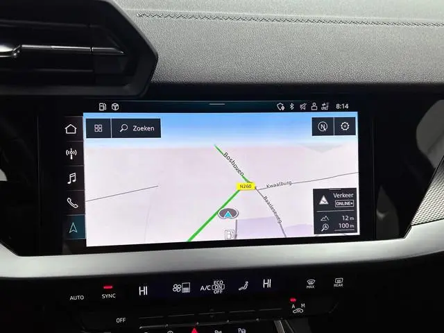 Audi A3 Limousine 30 TFSI S edition Navigatie Apple Carplay/Android Auto Parkeersensoren Adaptive Cr...