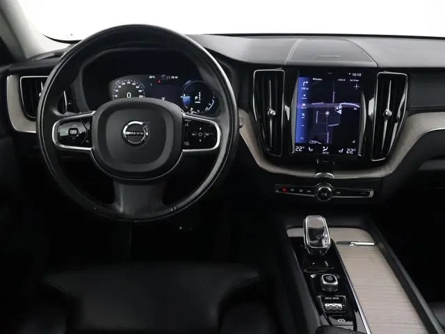 Volvo XC60 2.0 RECHARGE T8 390 PK AWD INSCRIPTION + LUCHTVERING | TREKHAAK | ADAPTIVE CRUISE | HEAD-...