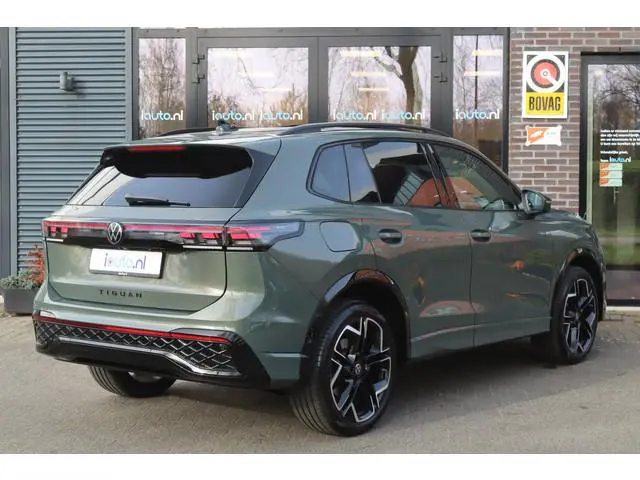Volkswagen Tiguan 1.5 eHybrid 272pk R-Line Black Style Pano/Leder/IQ.Light HD/360/Headup/HK/Keyless/...