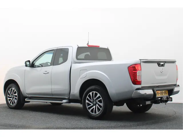 Nissan Navara 2.3 dCi N-Connecta King Cab AWD Marge, Cruise, Keyless, Airco, Trekhaak, 18"