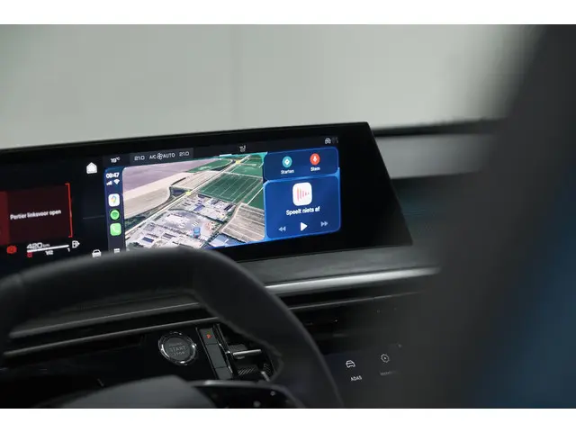 Peugeot 3008 1.2 Hybrid 136 GT | Panoramdak | 360 Camera | Stoelverwarming | Elektrische Kofferklep...