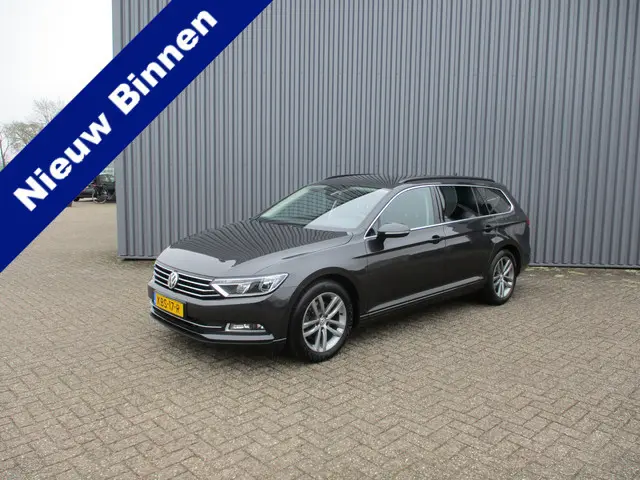 Volkswagen Passat Variant 1.5 TSI 150 Pk Automaat Navi Trekhaak