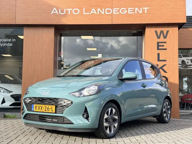 Hyundai i10 1.0 Premium 5-zits Automaat | Carplay | Nav | DAB | Bluetooth | Camera | Stoel/ stuur ve...