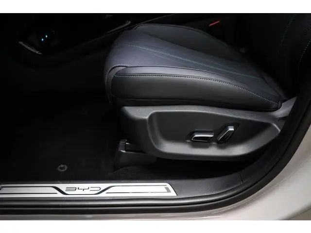 BYD SEAL U